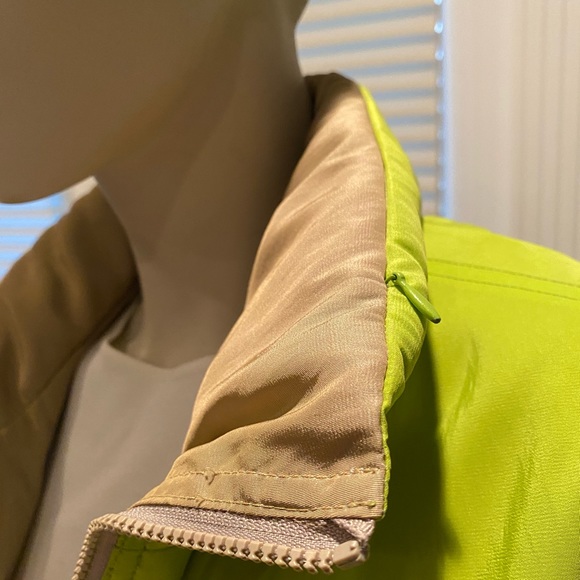 NEW Mycra PAC Reversible Hooded Rain and Wind Jacket - Picture 11 of 16